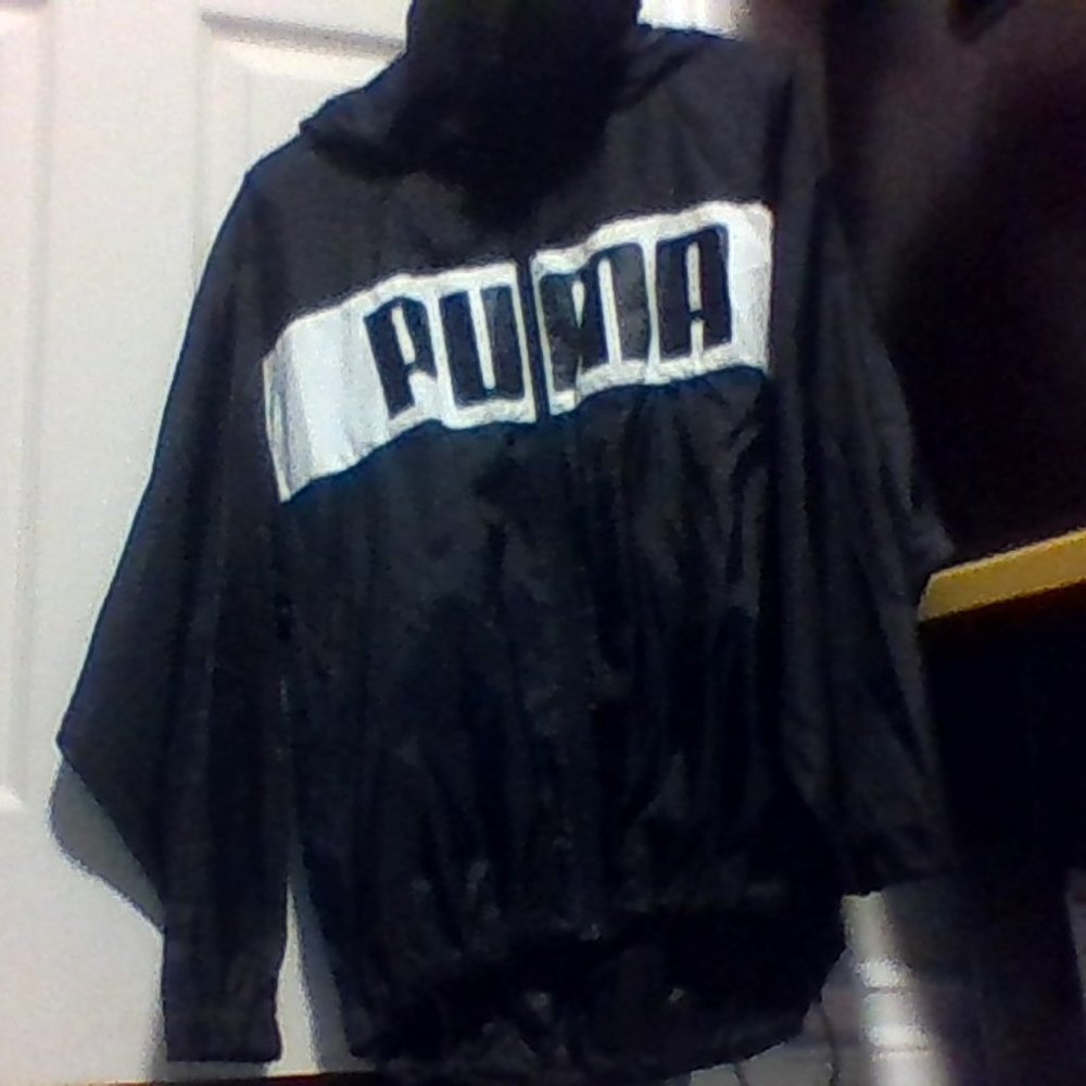 PUMA BLACK AND WHITE WINDBREAKER Full Zip and Hood